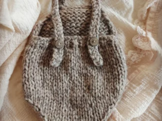 Newborn pakje gebreid stone